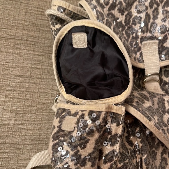 Backpack Very good condition - Picture 3 of 4